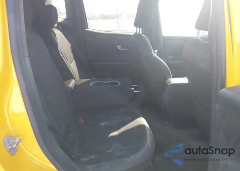 2018 Jeep Renegade Altitude Fwd из США, поврежденный, VIN ZACCJABB2JPH77077